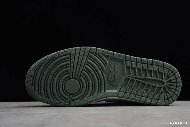 555088-135 Green Jordan Clay OG Retro Air High 1 0809